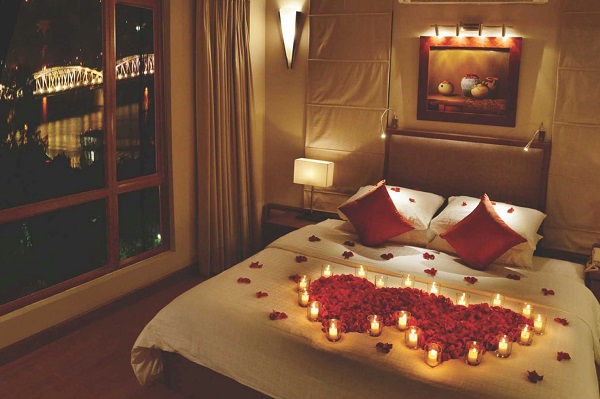 chi tiết 5 cách trang trí giường honey moon lãng mạn cho khách sạn