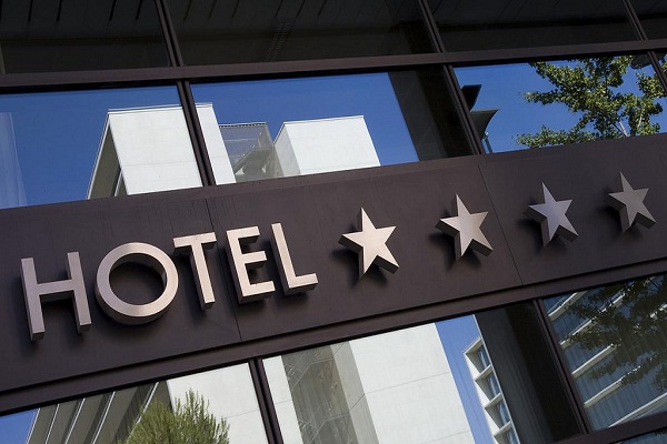 Hàng loạt khách sạn ở Hà Nội bị “gỡ sao”