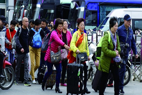 Hình ảnh du lịch Hạ Long được bán cho khách Trung Quốc với giá… 0 đồng