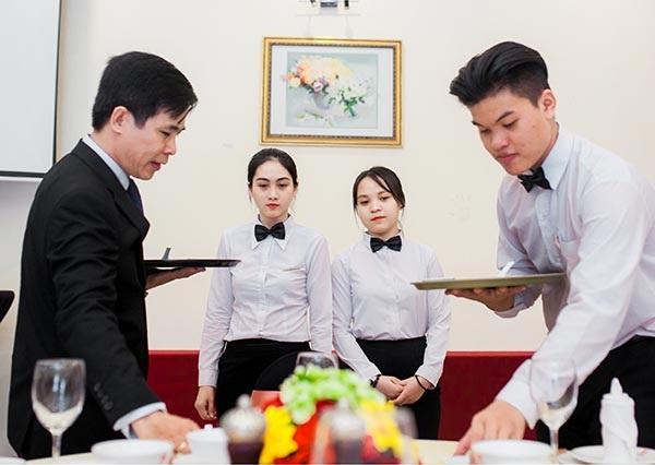 quản trị nhà hàng và dịch vụ ăn uống là gì