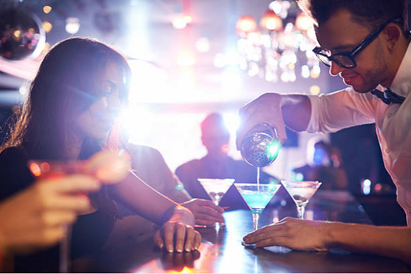 5 Kỹ năng Bartender chuyên nghiệp cần thành thạo