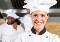 Kinh doanh nhà hàng: Những lưu ý trong tuyển dụng và đào tạo nhân viên