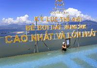 Có gì bên trong khách sạn có “Bể bơi vô cực dát vàng 24k cao nhất và lớn nhất thế giới” tại Đà Nẵng?
