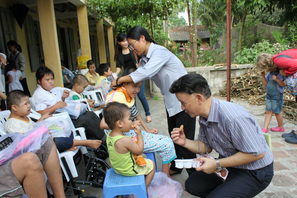 Giáng sinh ấm áp cùng các em nhỏ mái ấm Thánh Tâm