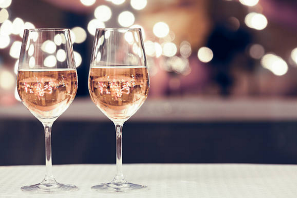 5 điều cần tránh khi lau chùi ly phục vụ rượu vang