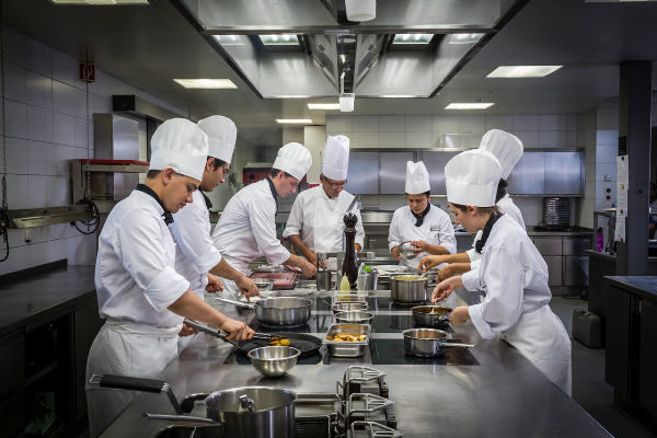 học bổng du học ngành đầu bếp: 6 điều nhất định phải biết