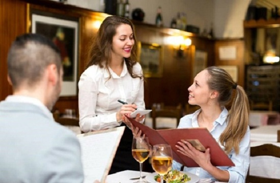 27 Quy trình phục vụ nhà hàng Waiter/ Waitress cần biết (P.2)