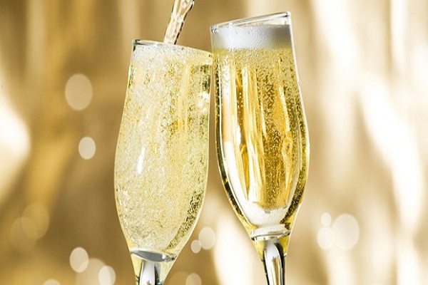 Sparkling wine là gì? 6 điều thú vị cần biết về Sparkling wine