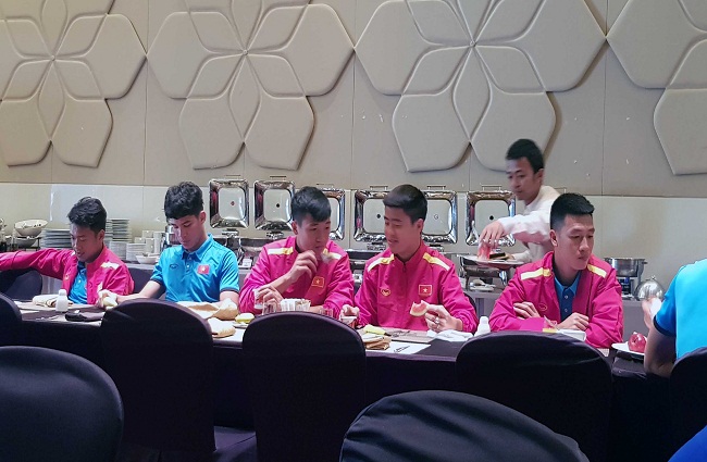 ĐT Việt Nam dự AFC Asian Cup 2019 tại UAE: Giá phòng khách sạn cầu thủ bao nhiêu?