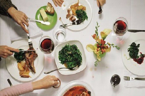 10 nguyên tắc ứng xử lịch sự khi đi ăn nhà hàng