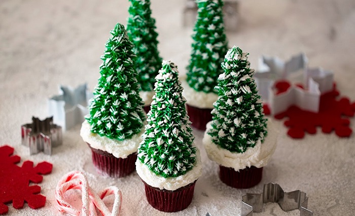 Hướng dẫn cách làm 7 loại cupcake thơm ngon - đẹp mắt cho bàn tiệc Giáng sinh