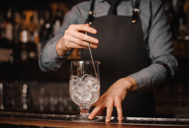 4 Kỹ thuật pha chế Mocktail cơ bản Bartender cần thành thạo