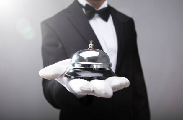 9 Điều nhân viên lễ tân cần biết về khách sạn đang làm việc