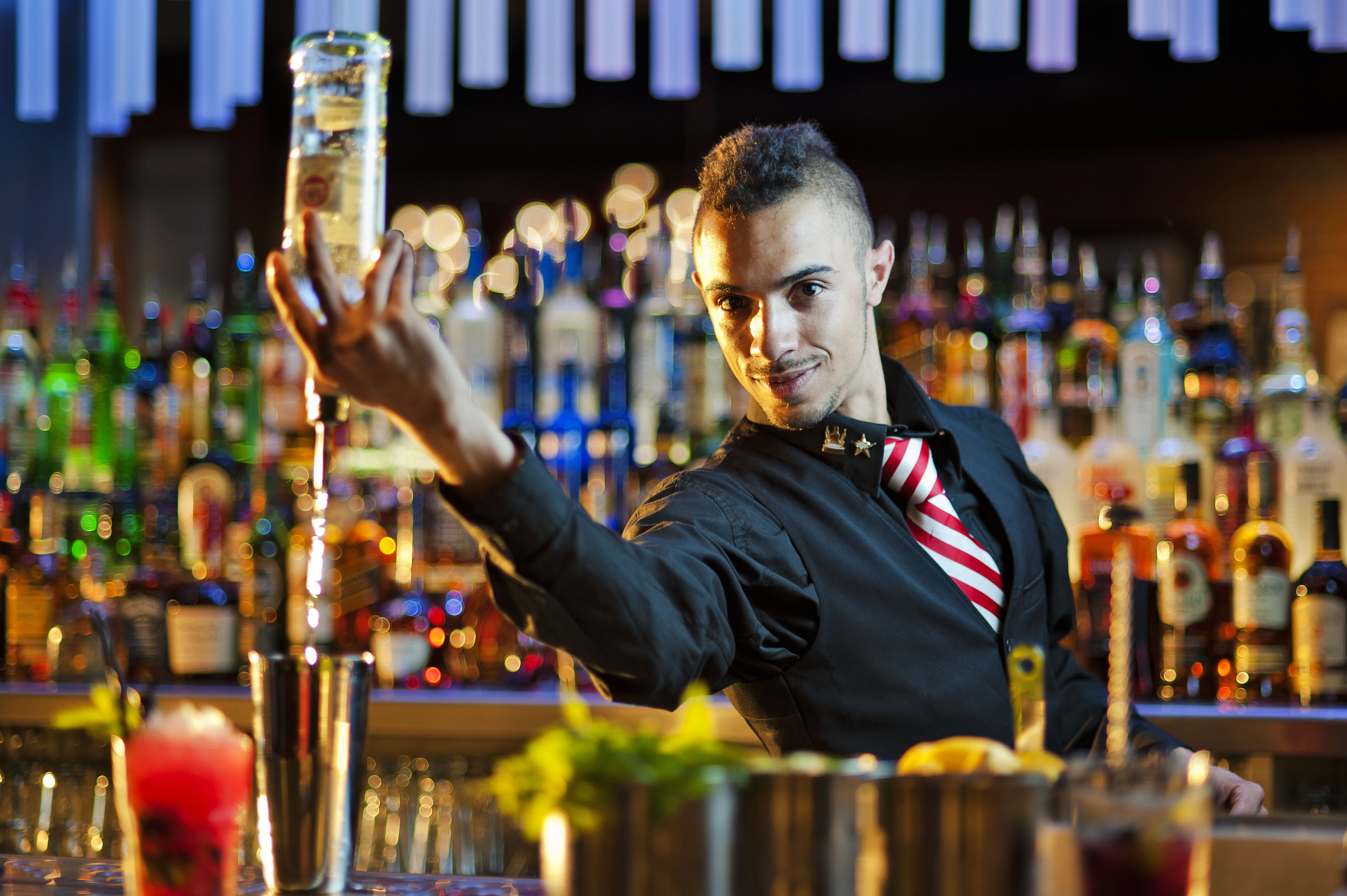 Những kỹ năng nhất định phải có của một Bartender 