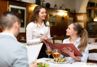 5 bước đào tạo nhân viên phục vụ nhà hàng