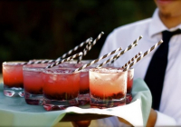Cách setup và phục vụ tiệc Cocktail nhân viên phục vụ nhà hàng – khách sạn cần biết
