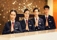 4 giai đoạn phục vụ khách, nhân viên bộ phận lễ tân khách sạn cần biết