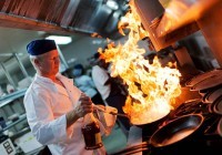 Flambe là gì? 4 Điều về Flambe không phải nhân viên bếp nào cũng biết