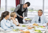 Trình tự sắp xếp thực đơn và cách phục vụ cơ bản nhân viên nhà hàng cần biết