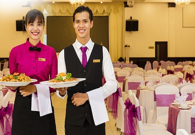 waitress là gì