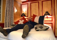 Đến khách sạn “Đầu gối nước Pháp, chân gác Thụy Sĩ”