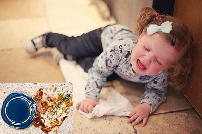 Giải quyết thế nào khi khách nhí làm rơi vỡ đĩa đồ ăn tại nhà hàng?