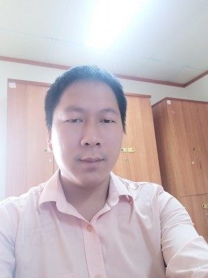 Tống Hồng Giang
