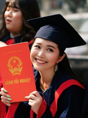 Phạm Hương Giang