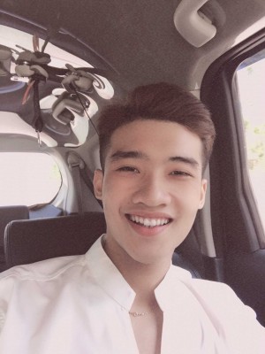 TRỊNH HOÀNG KHẢI