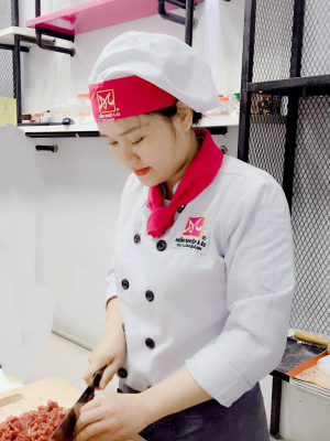 QUÁCH THỊ NGỌC HIỀN