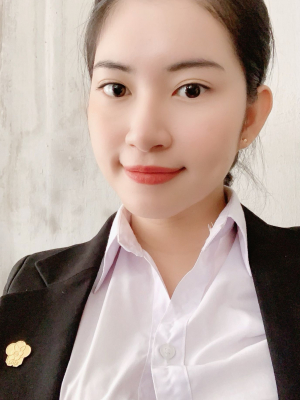 Đinh Nguyễn Bích Hằng
