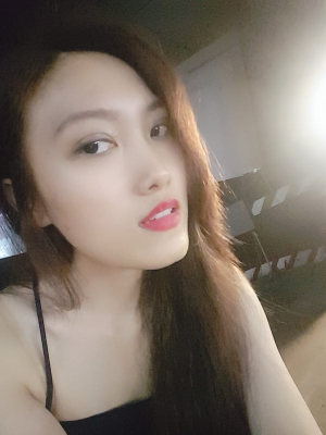 Lê Hoàng Uyên