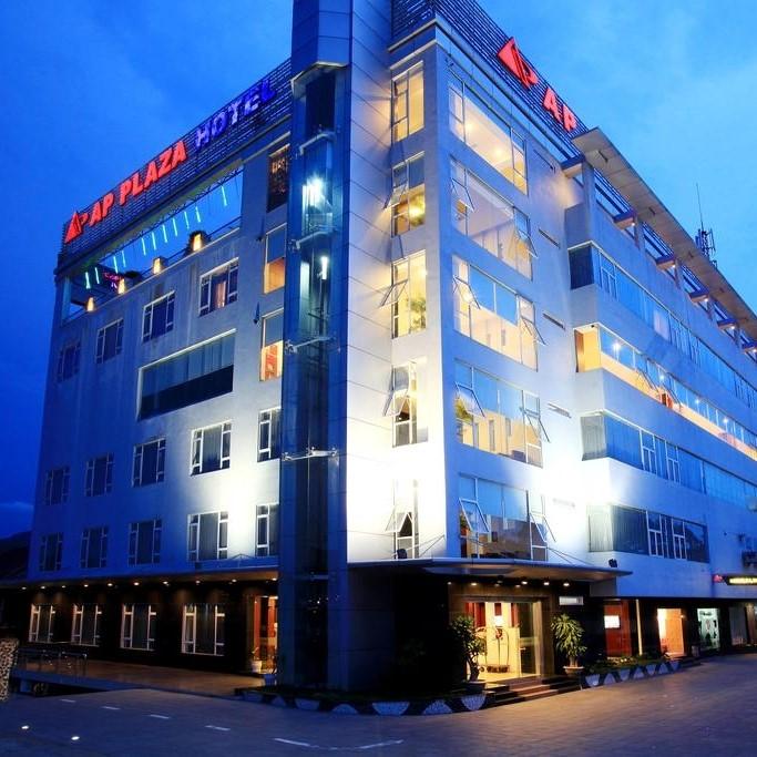 Khách Sạn AP Plaza Hòa Bình