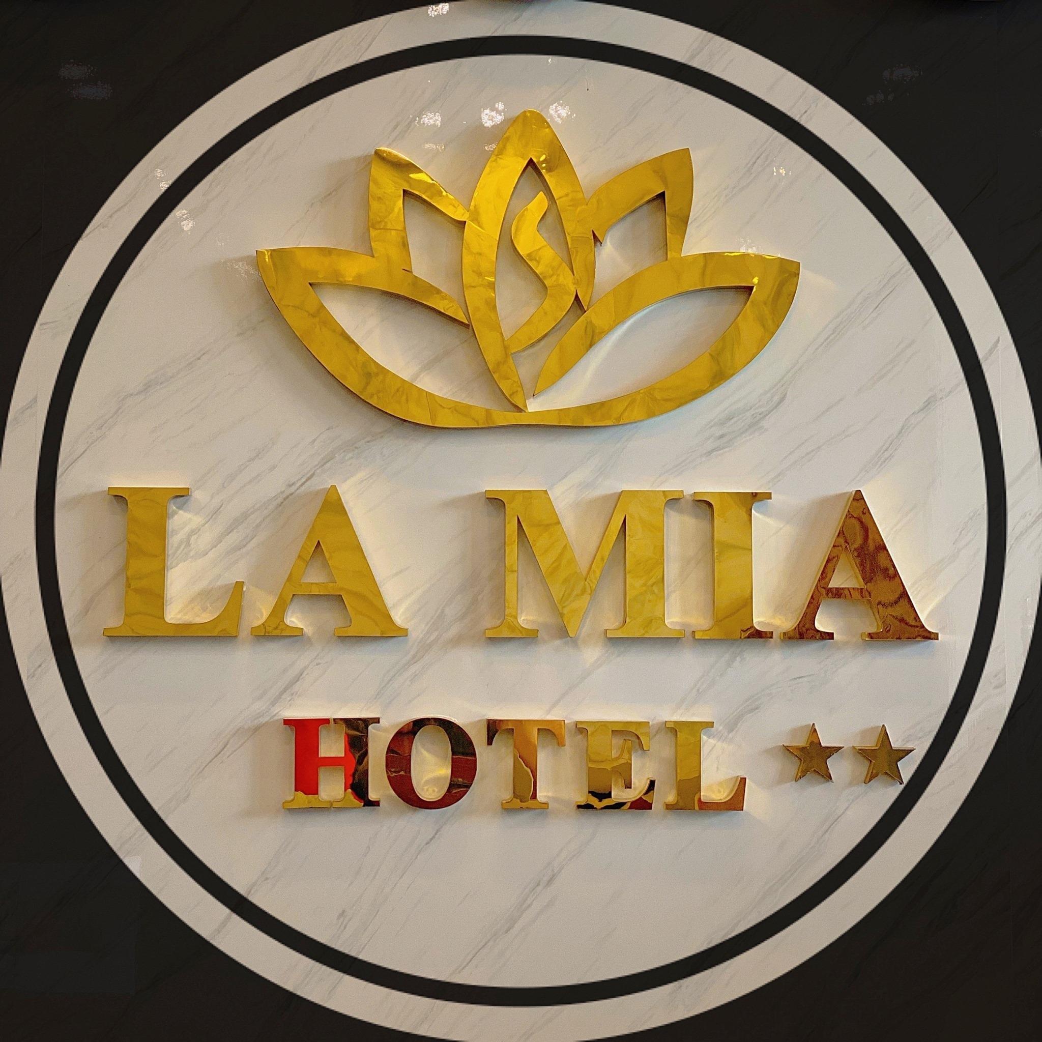 La Mia Lakeview Hotel