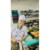 TẠ THÙY DUNG