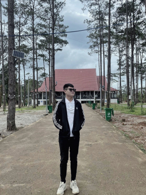 Nguyễn Thế Hiển