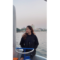 Trần Thu Uyên 