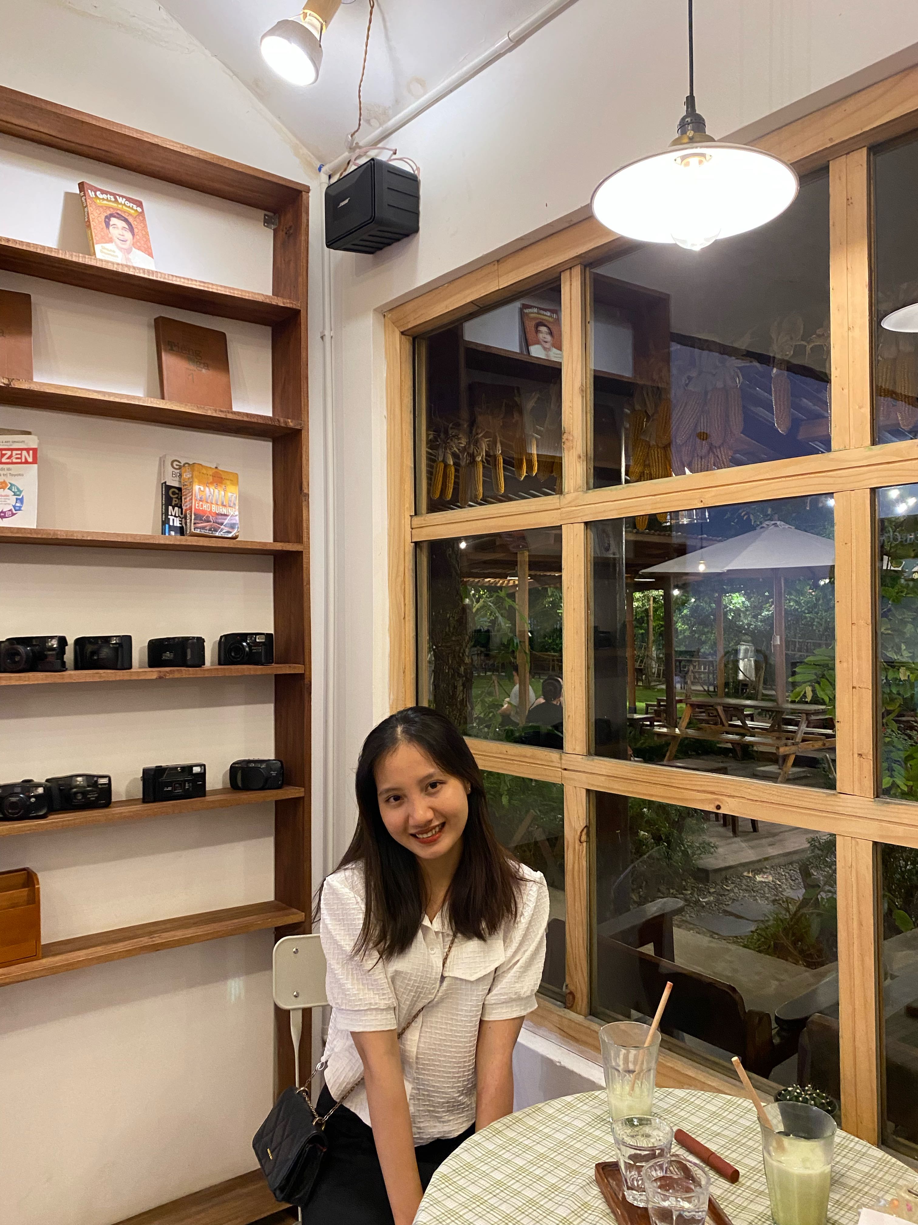 Lê Thị Khánh Thuỳ