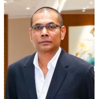 James Ravi