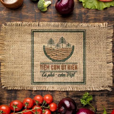 TIỆM CƠM ÚT HIỀN 