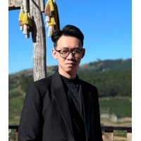Nguyễn Việt Hoàng