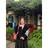 Nguyệt Nguyễn