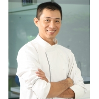 Quốc Tuấn Bùi
