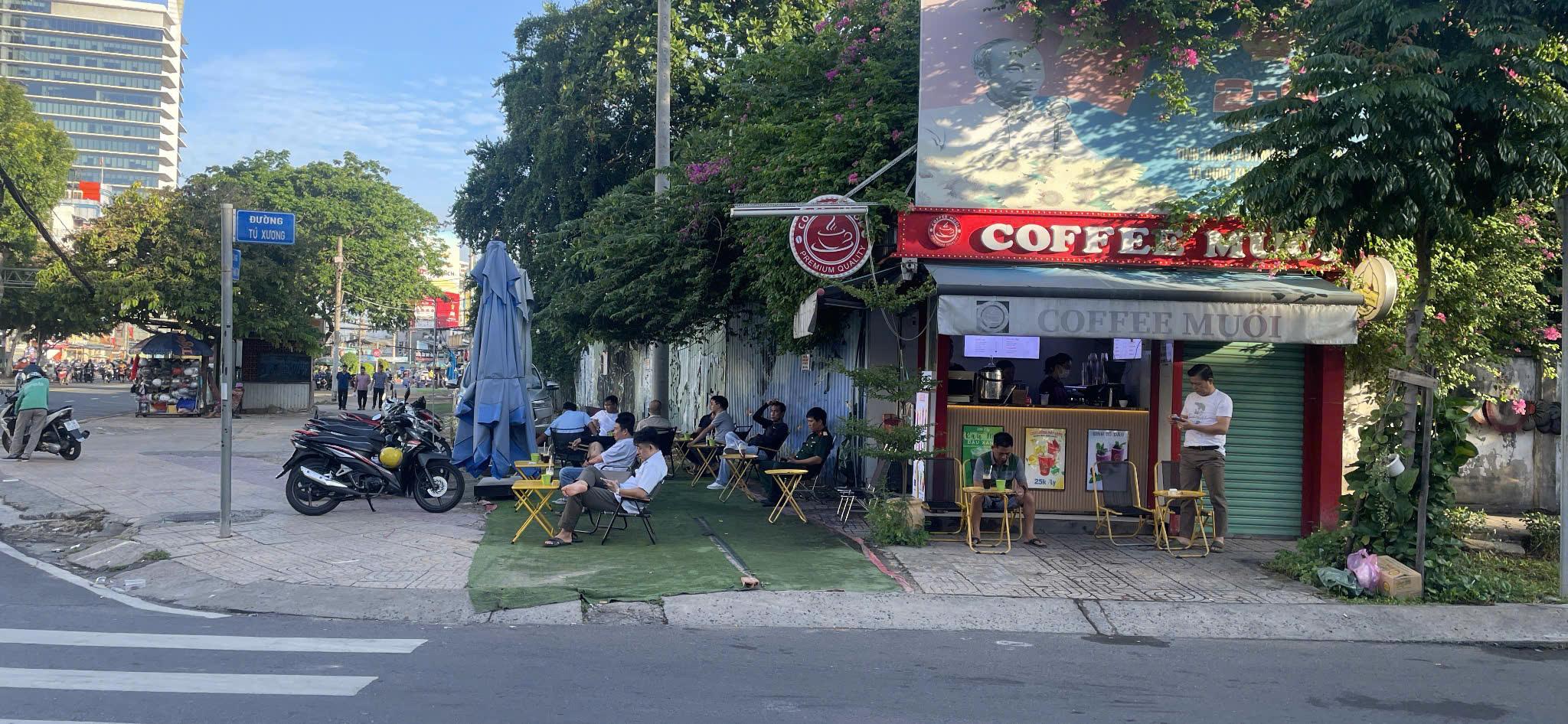 COFFEE MUỐI