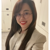 Julia Trần