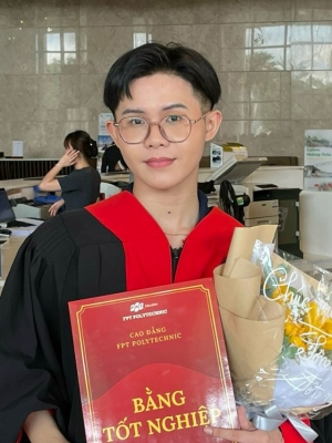 Sơn Minh Tín