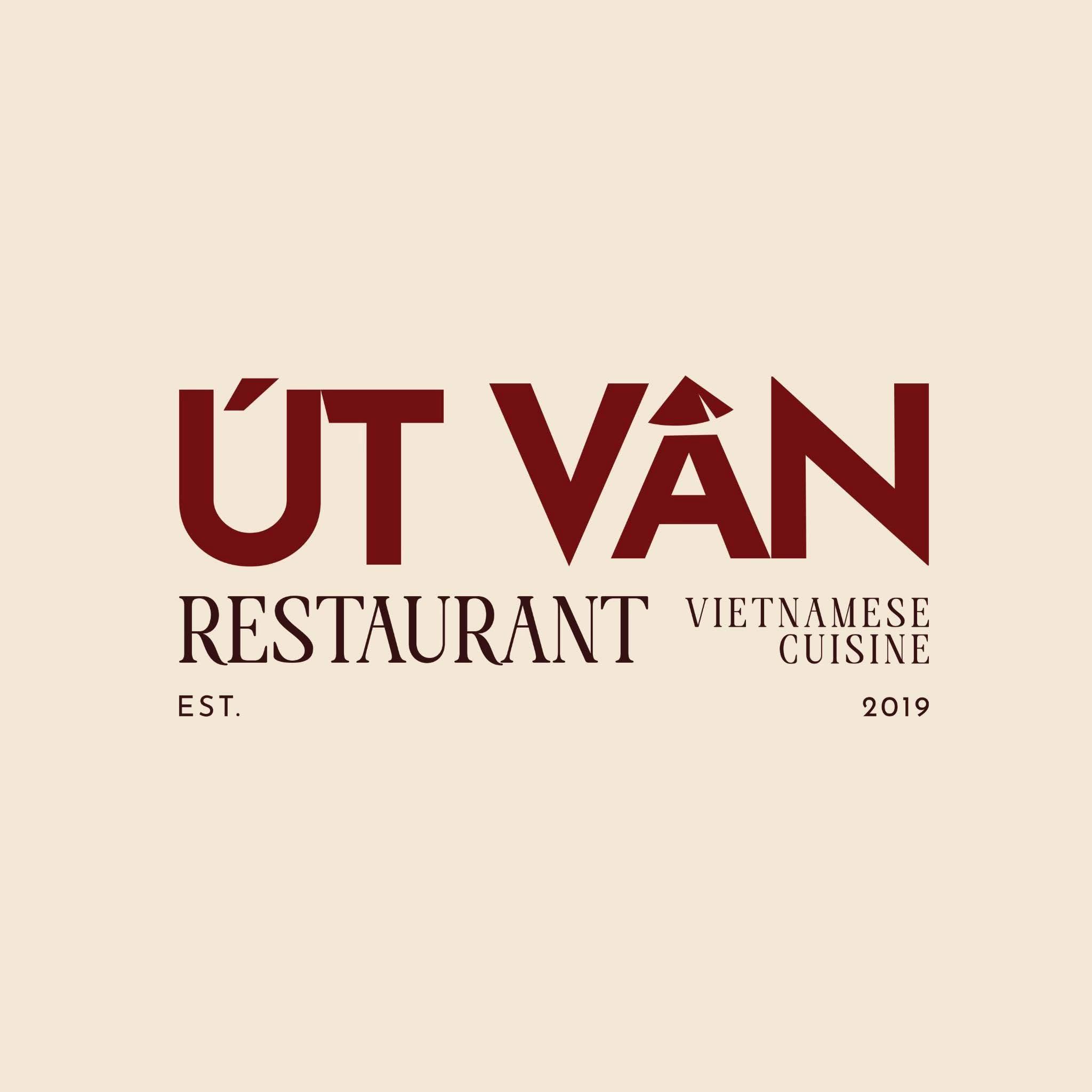 NHÀ HÀNG ÚT VÂN - UT VAN VIETNAMESE RESTAURANT