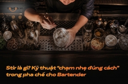Stir là gì? Kỹ thuật “chạm nhẹ đúng cách” trong pha chế cho Bartender